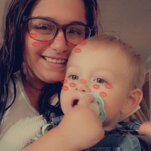 Meet your Posher, Crystal